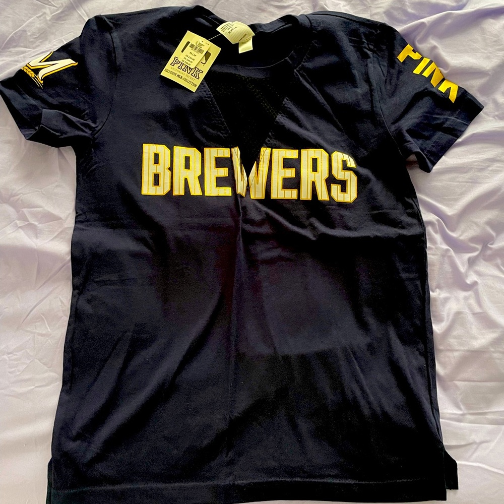 Victoria secret PINK MLB Brewers tee.